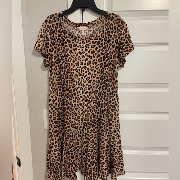 Rebecca Taylor Dresses & Skirts - 3/$20 Cheetah Ruffle Dress